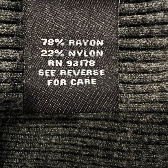 PREMISE women gray turtle neck sweater /size L - Picture 8 of 8